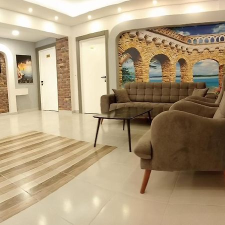 Side Leon Otel Luaran gambar