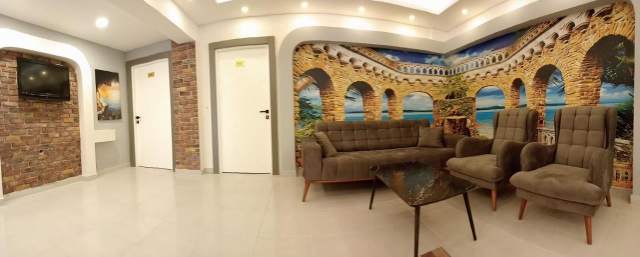 Side Leon Otel Luaran gambar